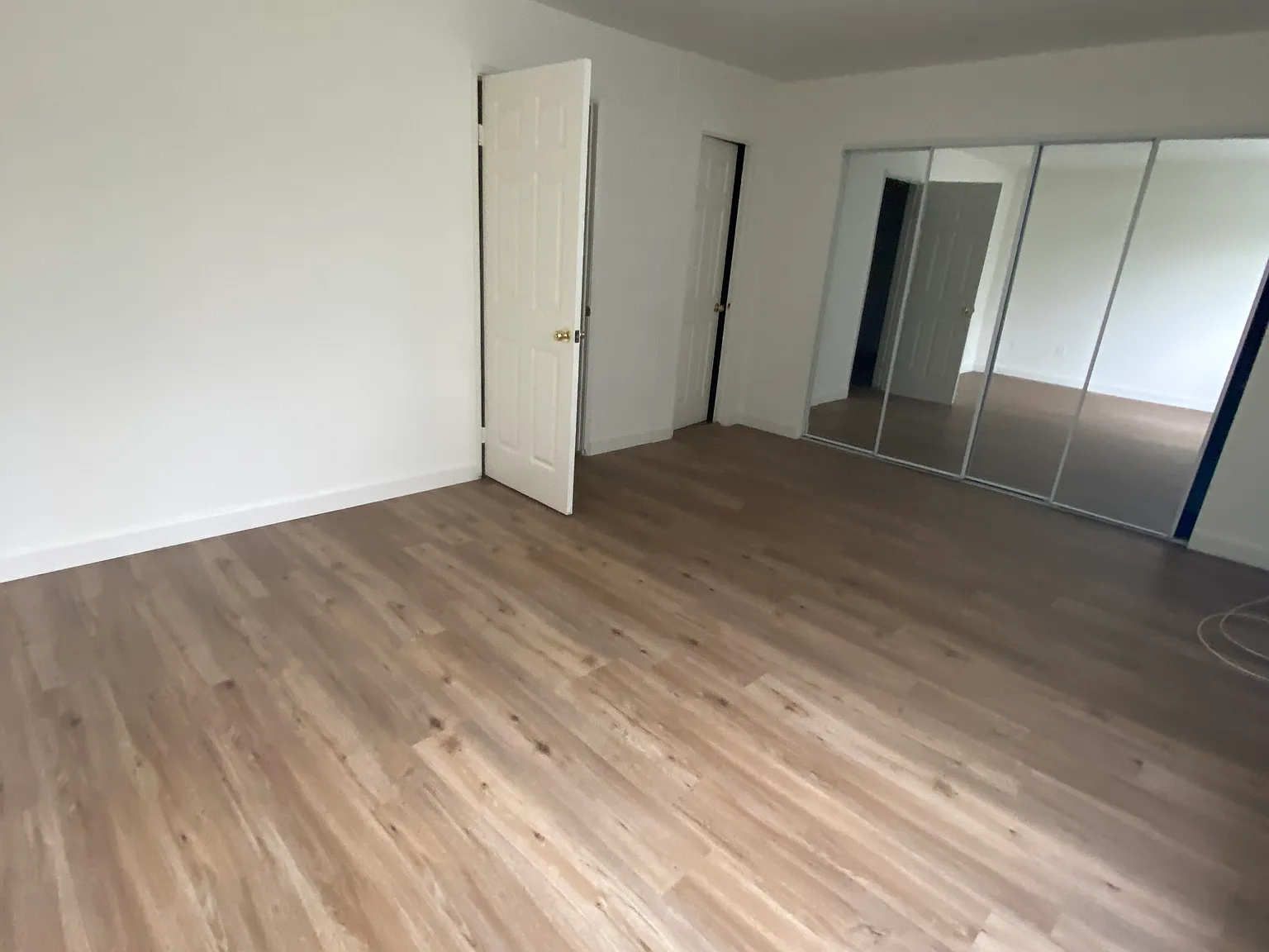 1 bed, 650 sqft, $1,600 — Photo 4