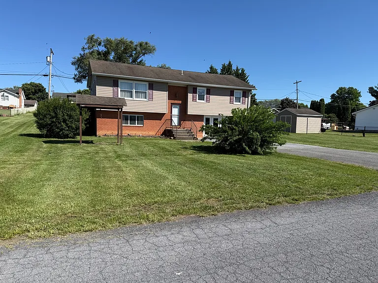 39 Timothy Dr — Photo 6