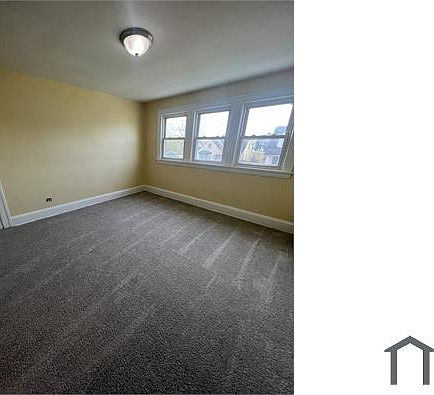 5th image of 12809 Farringdon Ave