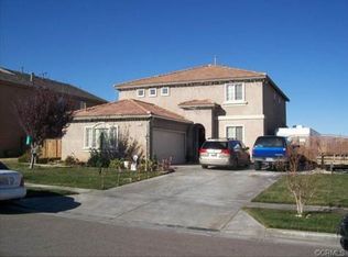 14474 Arthur St, Oak Hills, CA 92344