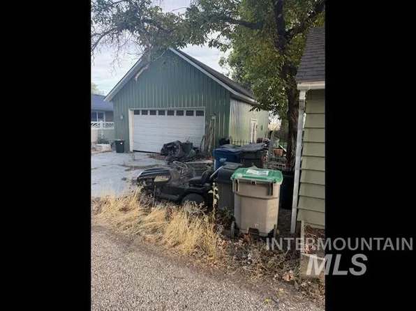 2621 N Mountain View Dr, Boise, ID 83704