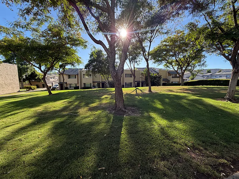 10561 Kerrigan Ct — Photo 10