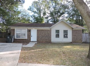 7820 Oak Forest Pl, Pensacola, FL 32514