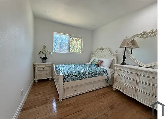933 S Susan St — Photo 20