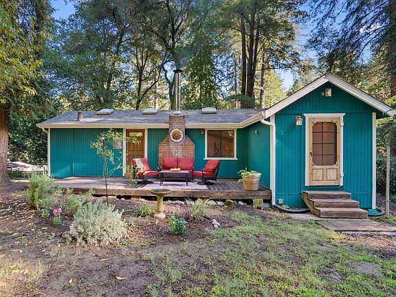 5th image of 820 River Dr