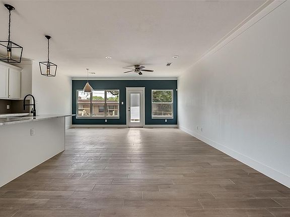 5th image of 7513 Sequoia Ct