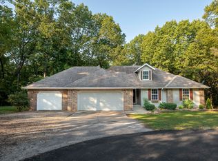 1496 Alice Gayle Cir, Nixa, MO 65714