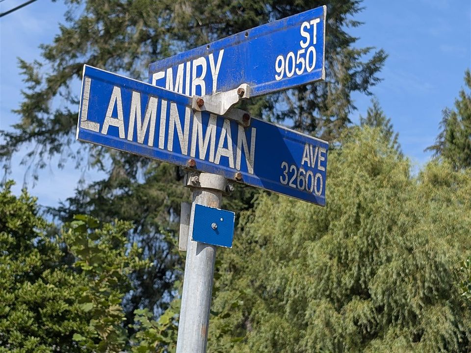 2nd image of 9127 Emiry St Lot 2