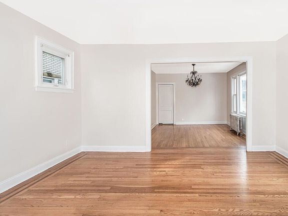 5th image of 6119 Liebig Ave