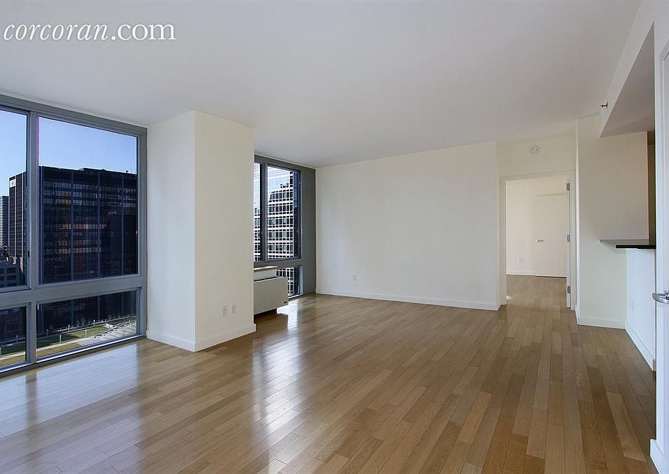1st image of 225-227 W 60th St #18A