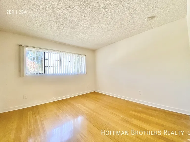 9801 Tabor St #203 — Photo 6