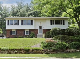 42 Kentwood Rd, Succasunna, NJ 07876