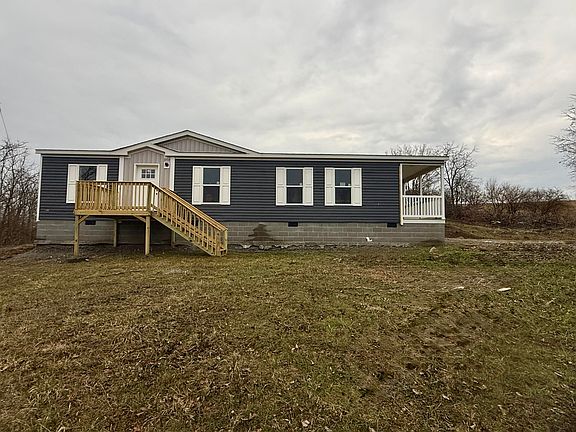 2nd image of 2081 Lancaster Rd