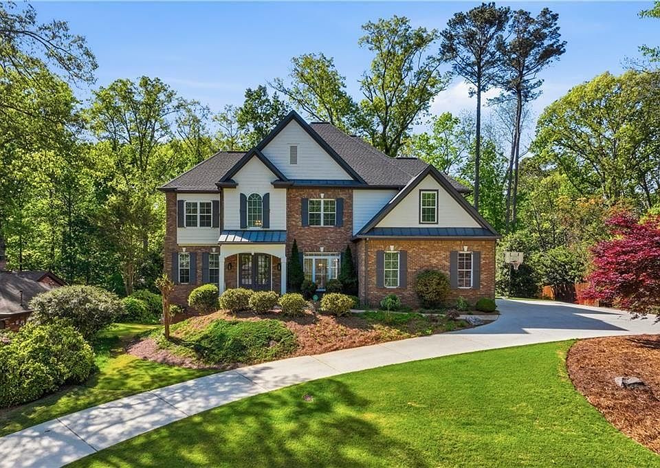 1st image of 6740 Castleton Dr
