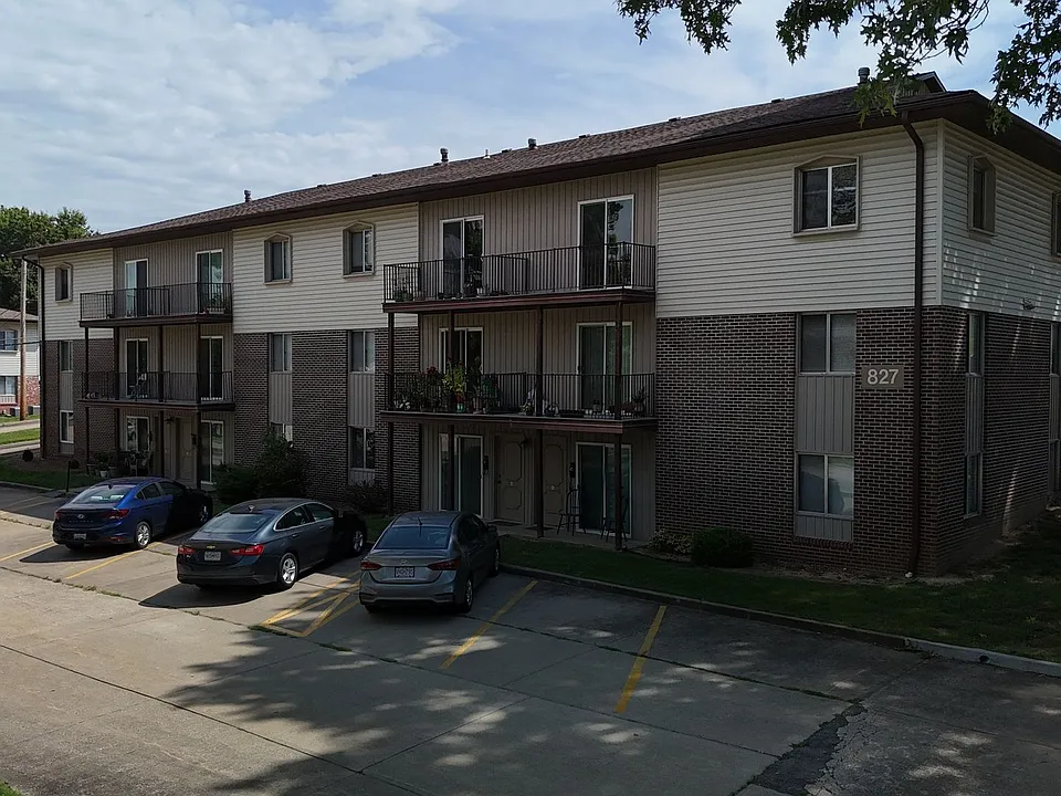 827 Southwest Blvd #L