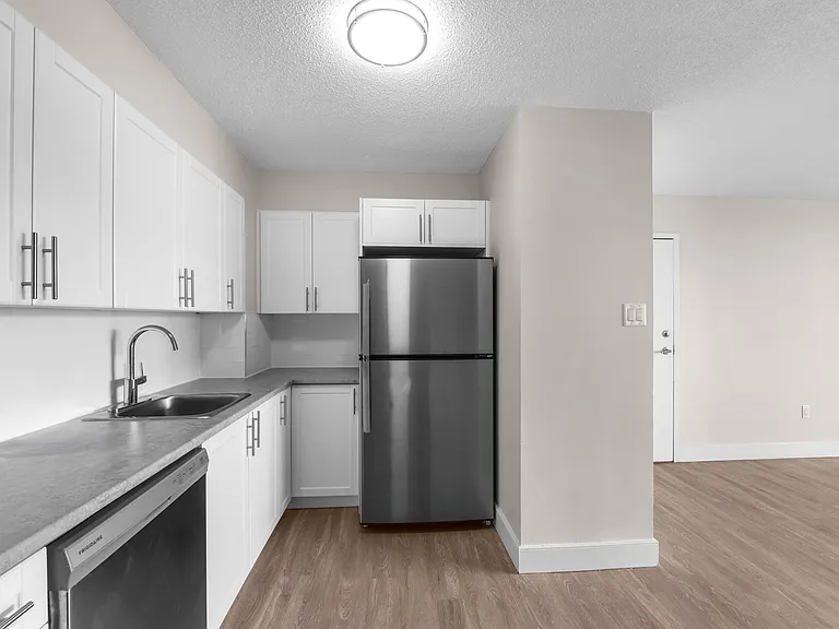 909 Clonsilla Ave — Photo 14