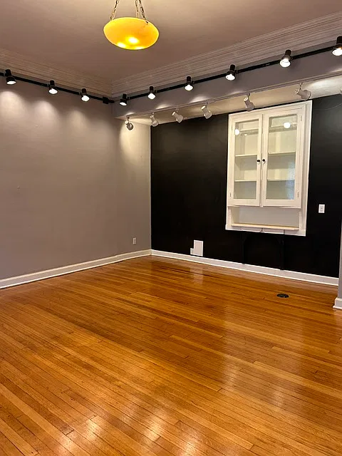 1849 C St #6