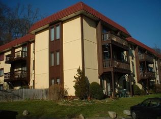 17 Granada Cres APT 12, White Plains, NY 10603