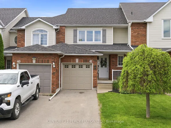 42 Cecil Found Cres, Clarington, ON L1E 2W1