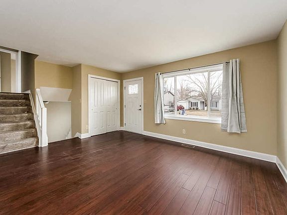 5th image of 6938 Candlish Dr