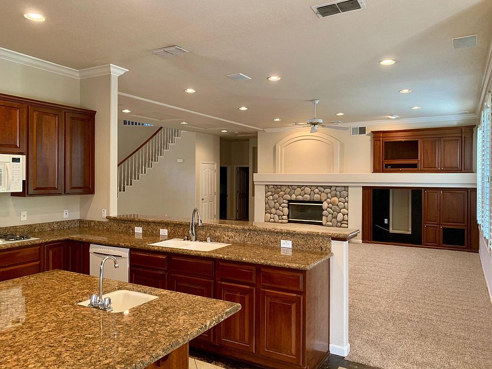 Kitchen to family room
