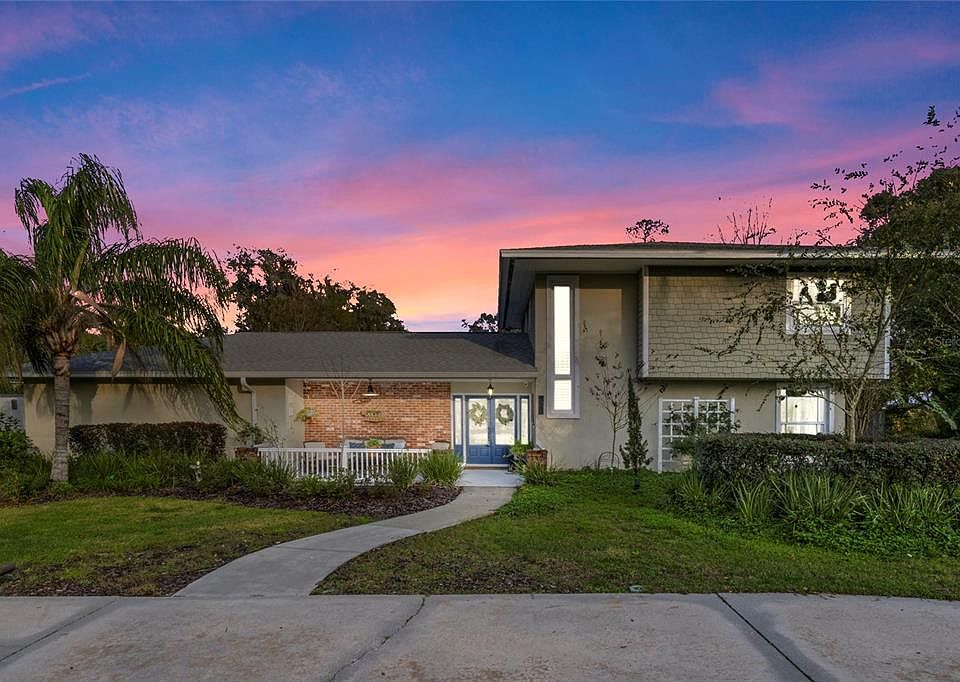 1st image of 725 N ADELLE AVENUE