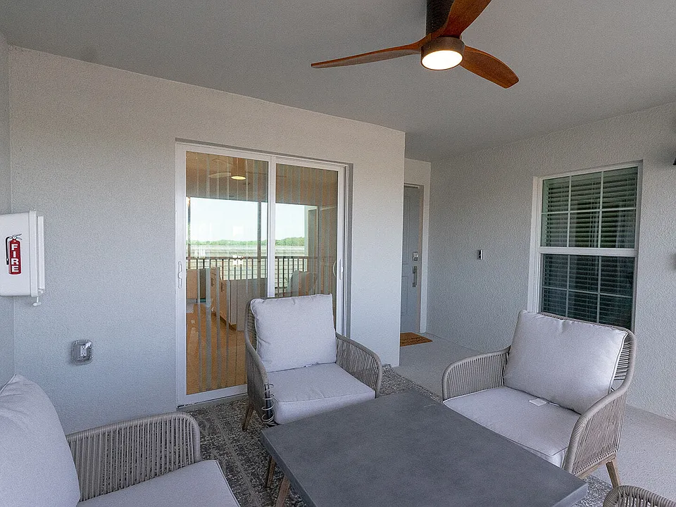 5453 Double Eagle Cir #3125