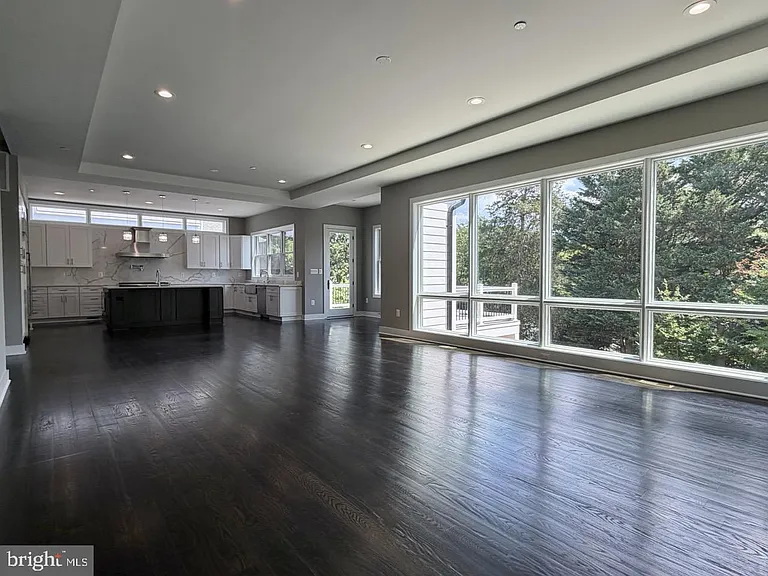 5514 McKinley St — Photo 14