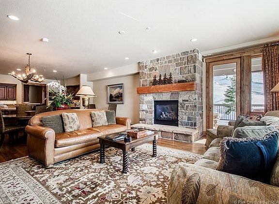5th image of 2280 Deer Valley Dr E #333