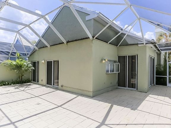 25097861-90AC-40F9-ADDD-E9FE4B4F123A