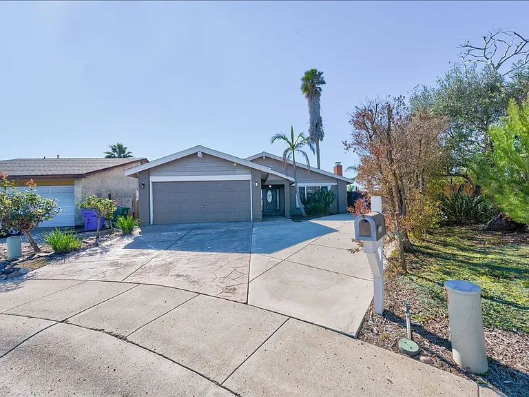 11370 Travis Pl — Photo 25