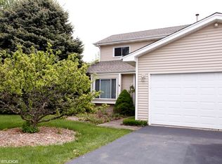 3111 Andover Ct, Aurora, IL 60504