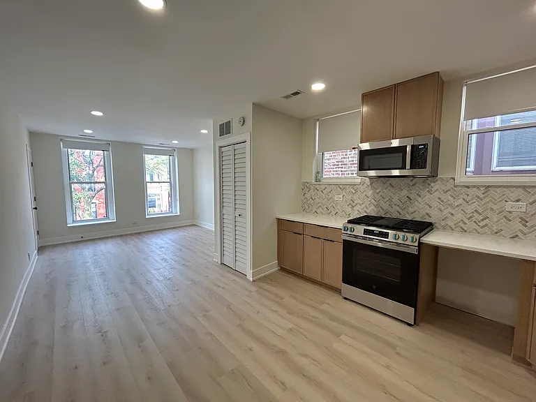 1311 W Ohio St #2 — Photo 1
