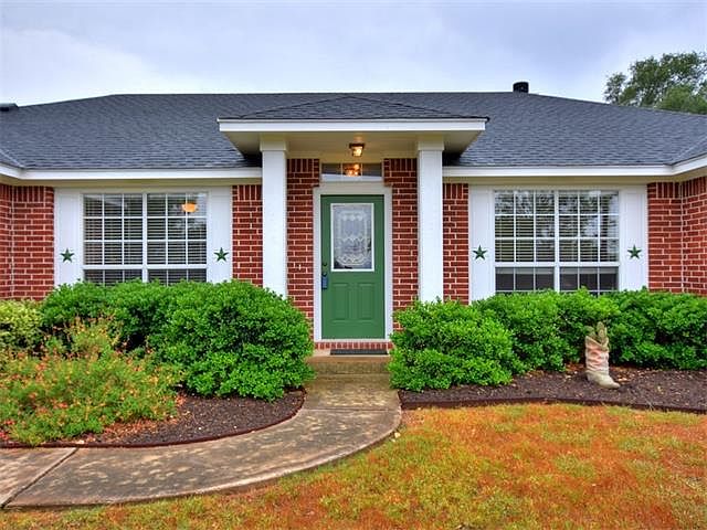 1st image of 20905 Little Ln