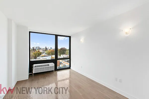 Rented by Keller Williams NYC | media 32