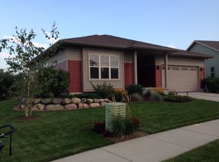 8927 Sunstone Ln, Middleton, WI 53562