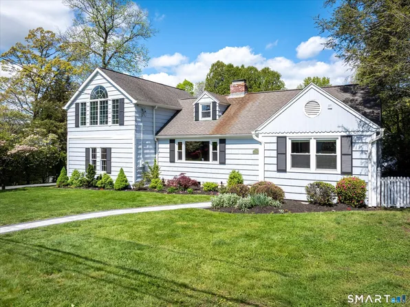 43 Green Knolls Lane, Fairfield, CT 06824