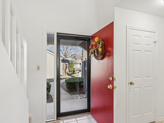 2nd image of 404 Shoreline Rd #298
