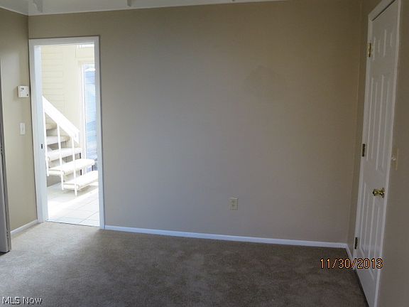 2nd image of 4725 Greenbriar Ln