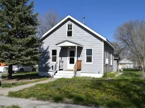 1729 10th Ave, Scottsbluff, NE 69361