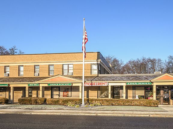 2nd image of 1887 E Main St
