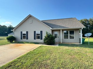 330 Sunlight Cir, Talladega, AL 35160