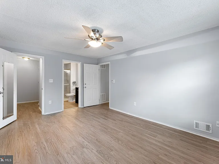 9 Mulberry Ct — Photo 11