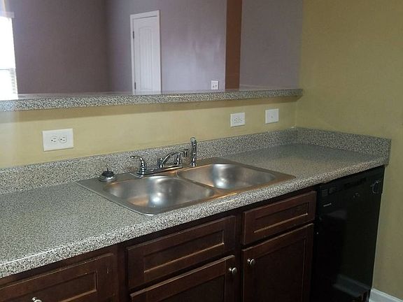 3rd image of 3020 Bonnes Dr