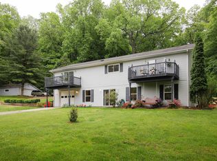 61 Pine Rd, Plainwell, MI 49080