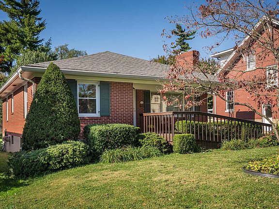 2nd image of 2822 Eleanor Ave