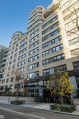 Rented by Brown Harris Stevens | media 13