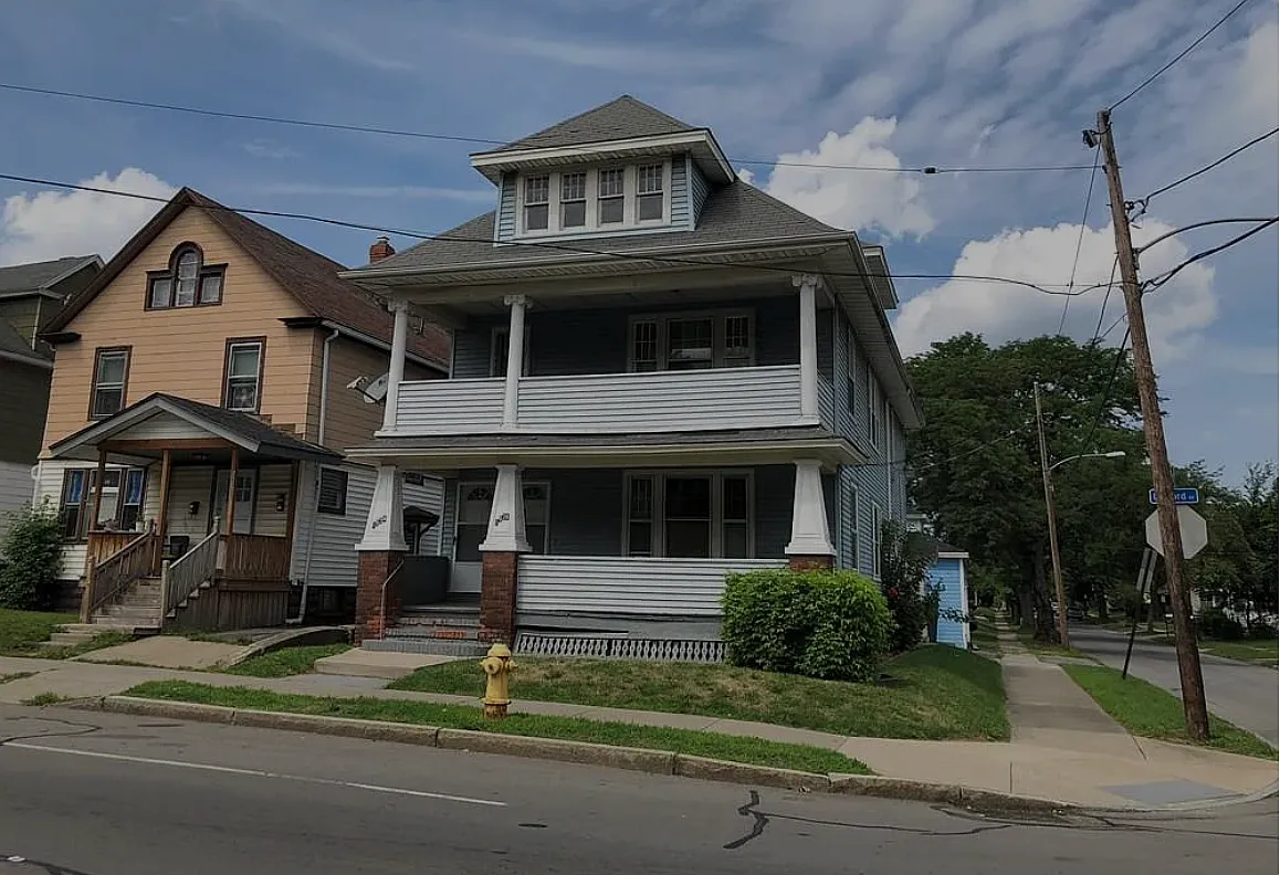 Building Photo - 1526 Clifford Ave