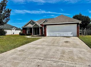 216 Bowens Mill Dr, Bonaire, GA 31005