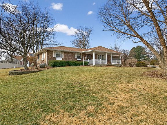 2nd image of 17644 W Bicentennial Dr